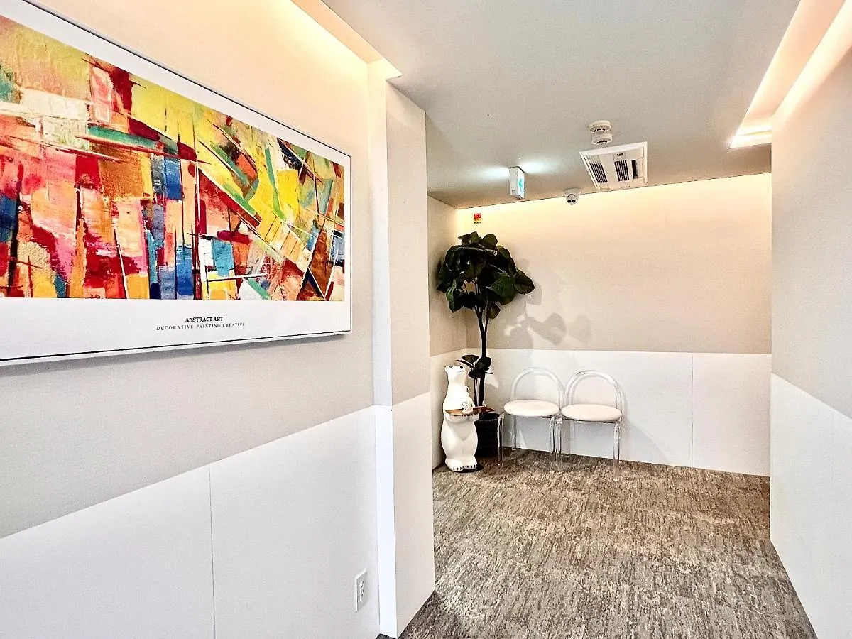 Tokyo Cherry Blooming Hotel Ueno 东京超级中心上野公园3分钟 地铁1分钟 位置绝佳超级繁华 免费wifi Dyson吹风机coa